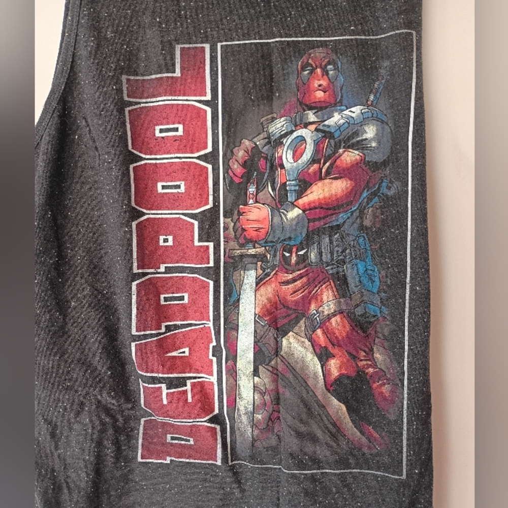 Marvel Deadpool Graphic Tank Top‎ 2X Black Speckled Sleeveless Mad Engine - Picture 2 of 6